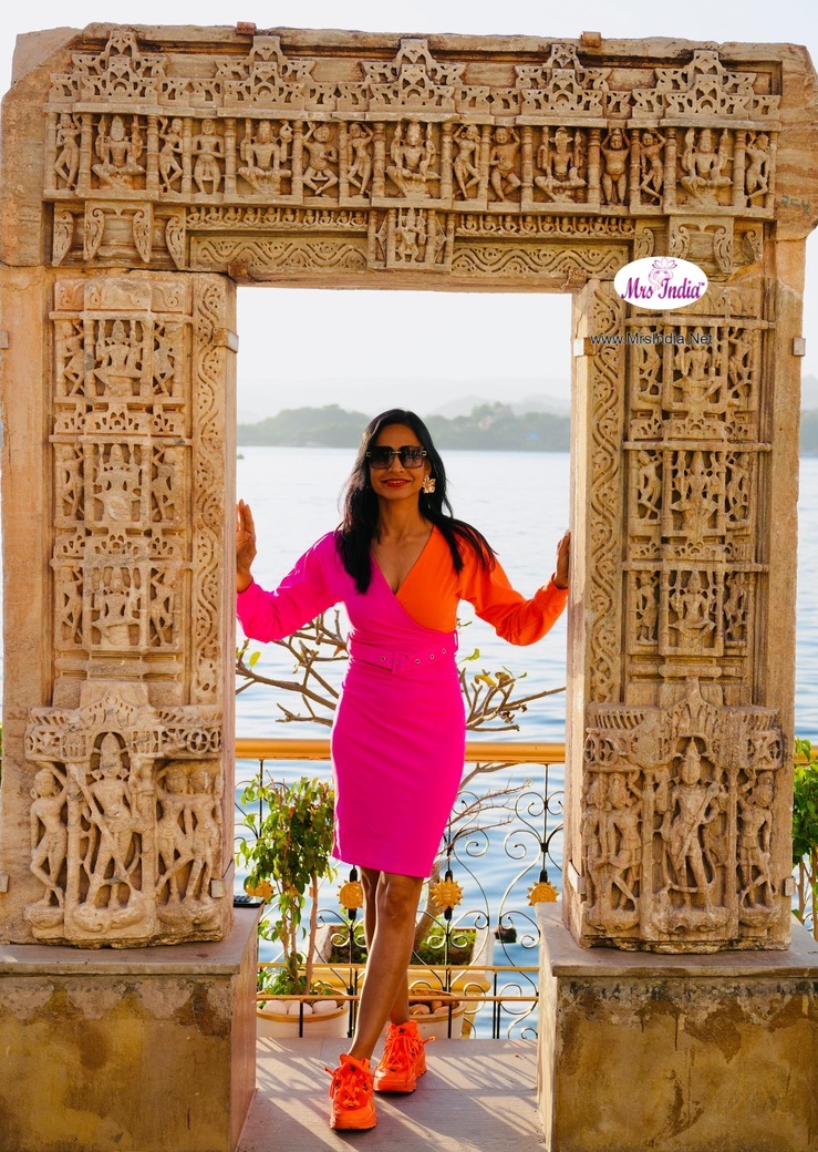 Mrs India 2026 2027 Winner Sudipta Das